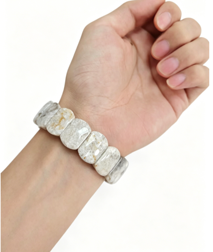 Coral jade bracelet strand/Gray-white full floral pattern