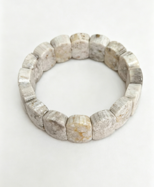 Coral jade bracelet strand/Gray-white full floral pattern