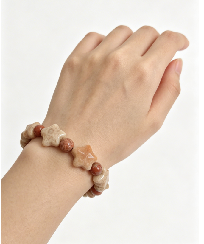 Star-shaped coral jade bracelet